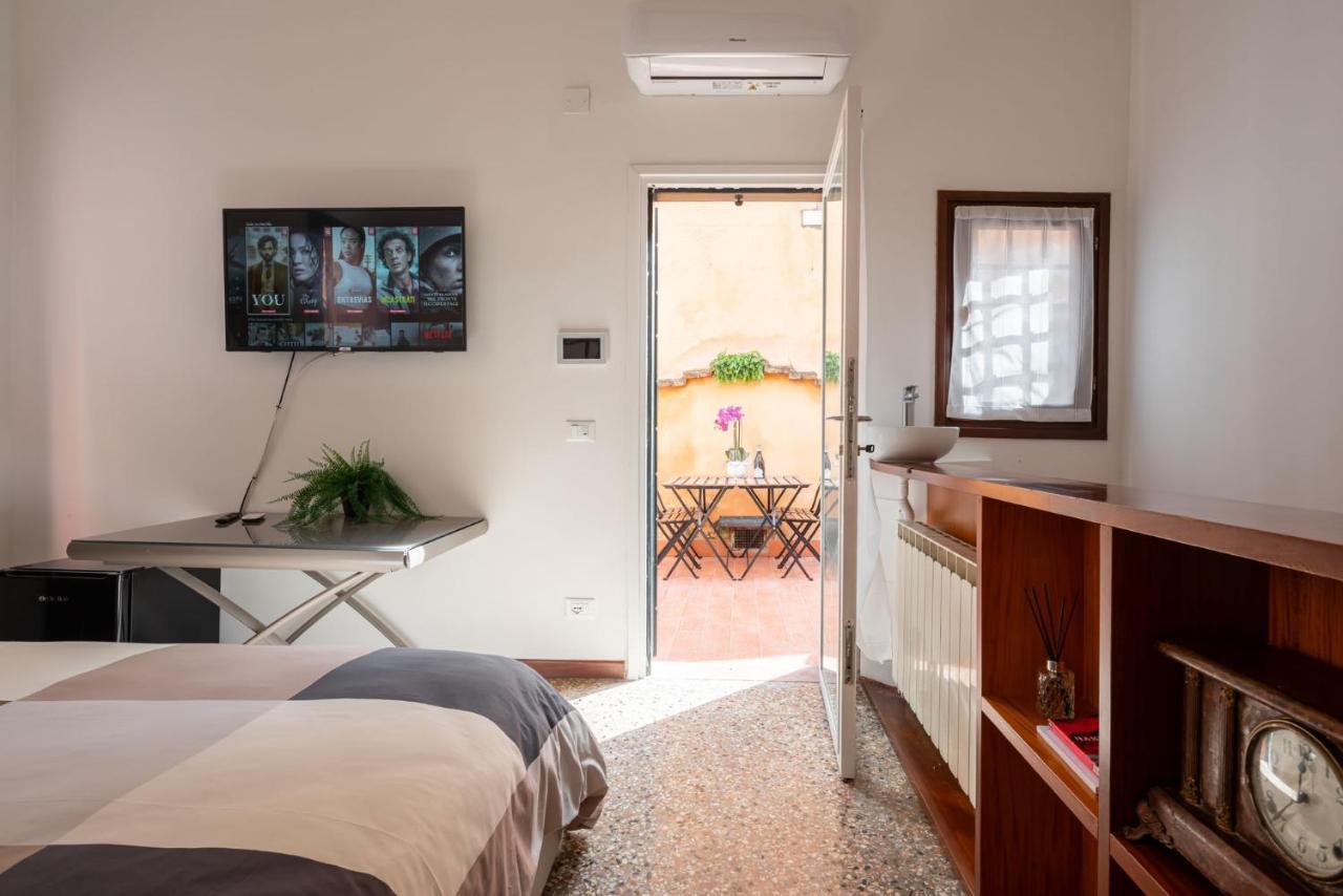 Suite Rava - San Marco With Pool Venedig Eksteriør billede